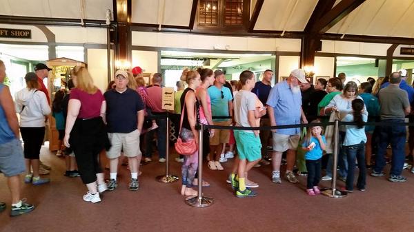 HoweCaverns1929's tweet photo. It's beginning to look a lot like...a really busy day. Don't be discouraged though, tours go down every 15-20 mins! http://t.co/4sEbopaHrp