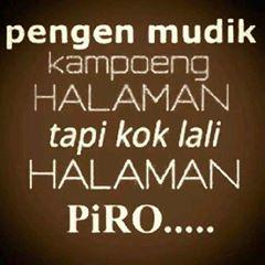 Bagi Yg Gak Pny Motor/Mobil Pribadi, Alangkah Baiknya Sblum Mudik Pastikan Dlu Klo Klian Pny Kampung.#Salam Lepet..:)