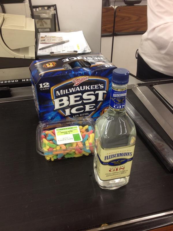 DL0's tweet image. Only the essentials #dardis2014