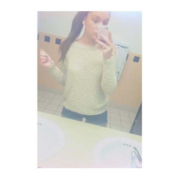 juliagoodenow's tweet image. 😏