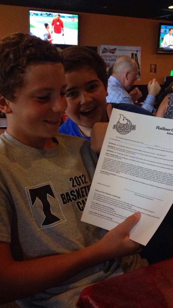 a1brendes's tweet image. He's a legend #flatliner