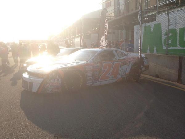 Sunset in Trois-Rivières <a href="/Sportchief1/">Sportchief</a> <a href="/gp3r/">GP3R</a> @AiglesCanAm <a href="/22RacingTeam/">22RacingTeam</a>
