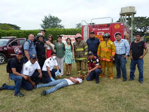 Casa abierta ECUNEMI, magnifica participación <a href="/FullJimm/">Jimmy Paz</a>, <a href="/aguayosimon/">Simon Aguayo Zapata</a>, <a href="/denisse_robles/">Denisse Robles</a>, @luciatodo35