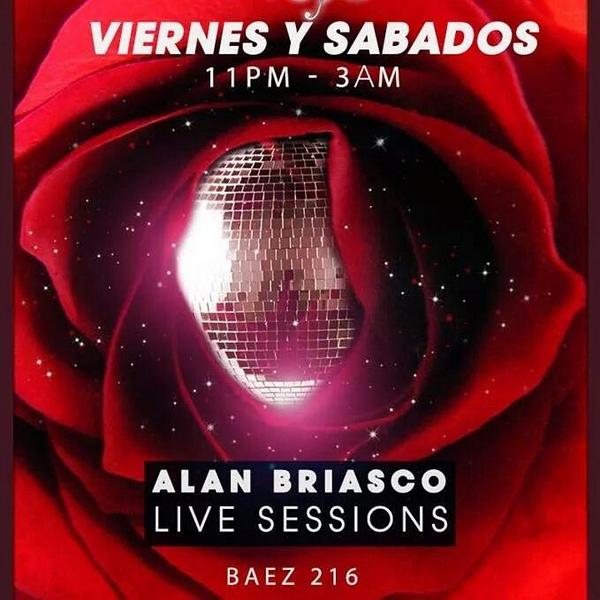 briascodj's tweet photo. Tonight.... http://t.co/LxAFC0cMGv