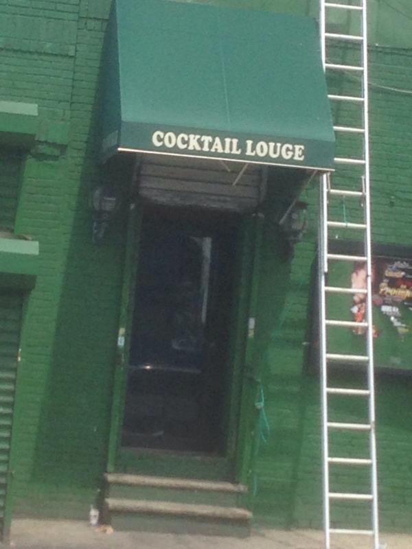 JTGrizzle's tweet photo. Luge or lounge? Fuck it, I'm climbing the ladder http://t.co/KgKCqNLjlZ
