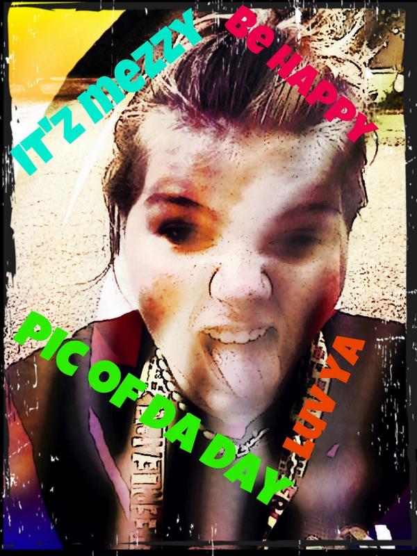 single_65's tweet image. I looked like a mess