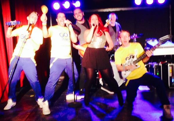 Yeah this just happened! Rocking it out with the help of <a href="/FunStarsGoLive/">FunStars Go Live</a> @haven you guys rocked!!!! #donifordbay 😁👍