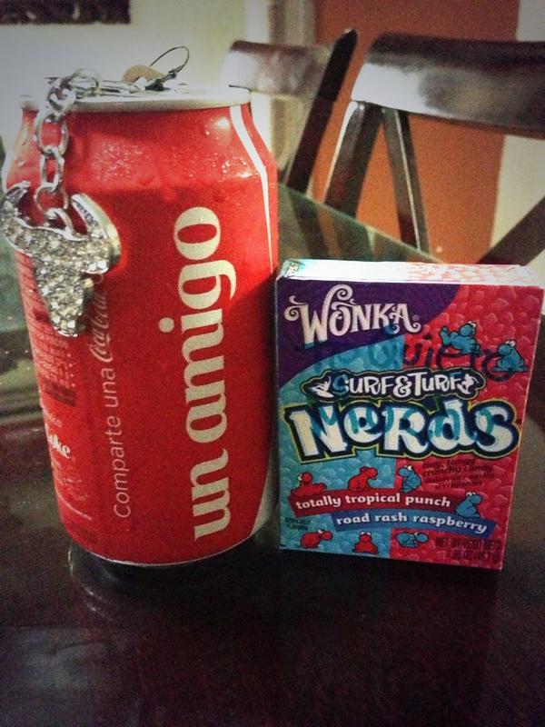 gabyramiirezz's tweet photo. Gracias por el detalle hermosa @LOvmemee  te quiero 😊😘💕✌️ http://t.co/Y7zQkQP86D