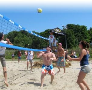 BigWeekendEvent's tweet photo. It's under way, stop by tomorrow for fun &amp; games at the ball park #Muskoka #festivals #events #familyfun #bigweekend http://t.co/ZA9EoJ7slR