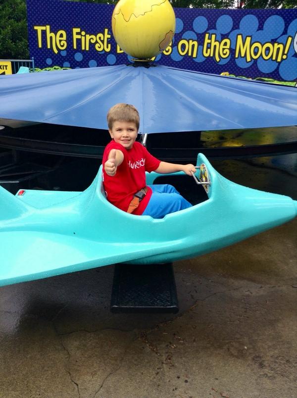 Mr_KNWhite's tweet photo. Campers had a blast @CarowindsPark! #hammondsummerprograms http://t.co/as0oEiVYgd