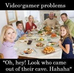 XGamerProbsX's tweet image. my mom tells me this all the time #Gamer #GamerProblems