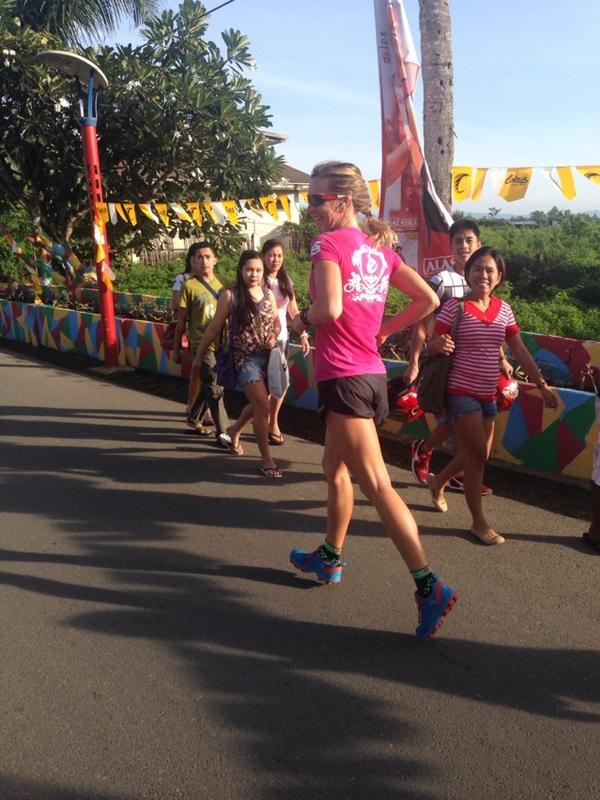 miguelfeuermann's tweet photo. Out for a spin and I run into the world champion herself, #carolinesteffen at #ironman70.3philippines http://t.co/GXZnEpN393