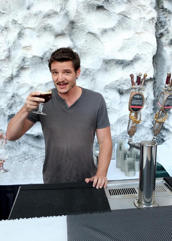 IMDbHeather's tweet photo. It's good to see that The Viper @GameOfThrones looks like he's doing okay: http://t.co/6f62Tt2hqh #SDCC http://t.co/gNJVKeDv9l