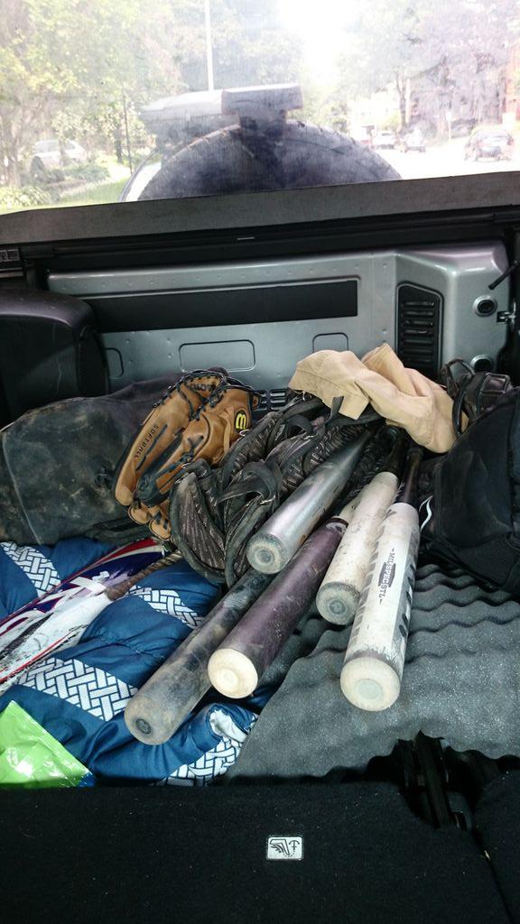 EvoshieldCanada's tweet photo. Who else uses their car as equipment storage? http://t.co/bugYlCBikR