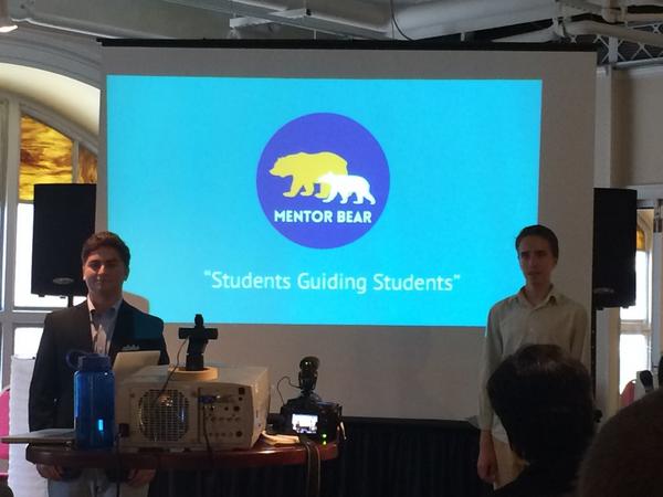 vehware's tweet photo. @Endevvr @realmentorbear pitching @OHUB200 http://t.co/KuCSnV1LVw
