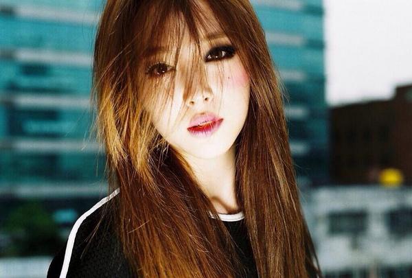 Anniie_761992's tweet photo. ซอลลี่อ่า ~ fighting! ✌️
#fx #FxRedLight #FxRedLightComeback #RedLight http://t.co/Mdprciiwst