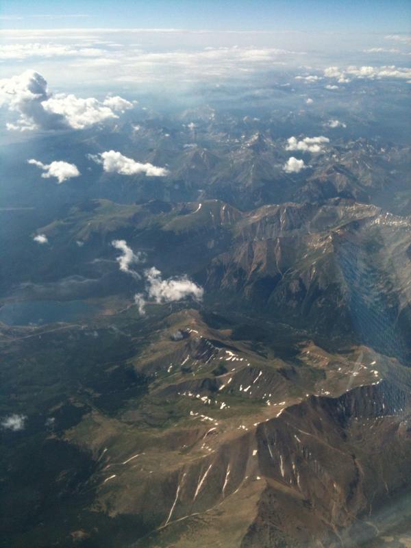 MeMichaelDahl's tweet photo. Flying to Comic-Con. I don't like heights, so it took a lot for me to shoot these mountains FROM ABOVE! http://t.co/pN3VUYJQA8