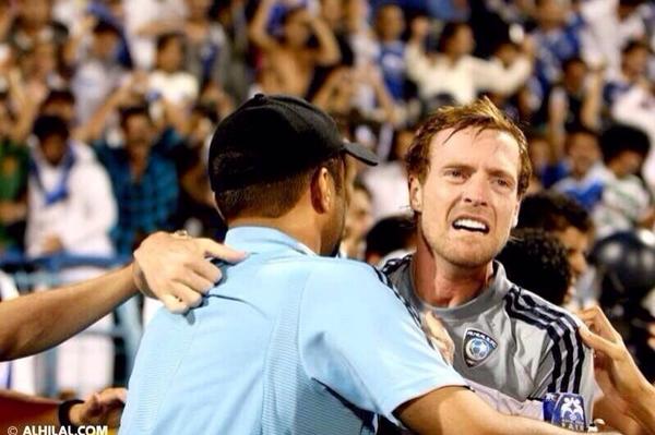 AbuMohammed89's tweet photo. بكى من اجل #الهلال 💙
وداعا ويليهامسون 💙
وداعا يامن افرحتنا 💙
وداعا يامن امتعتنا 💙

#اعتزال_ويلهامسون http://t.co/Jmd2DNt8N4
