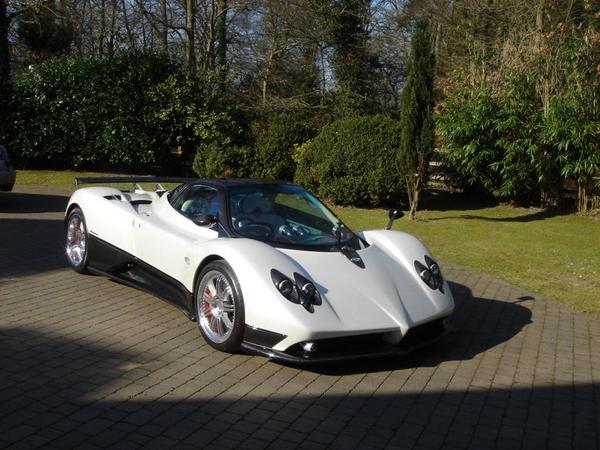 FastCarDaily's tweet image. Who wants to take her for a spin