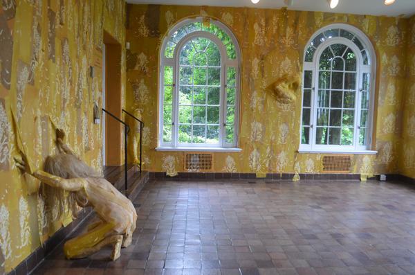 WaveHill's tweet photo. Don’t miss "Riven" by artist @laurencarlyshaw in the #SunroomProjectSpace @WaveHill http://t.co/KnsjVfTQkK