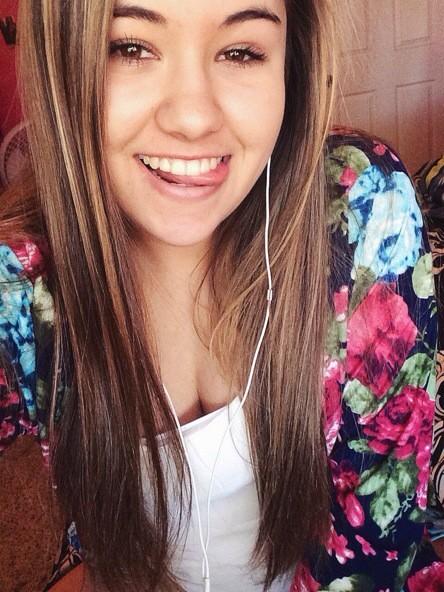 HottiesHs's tweet photo. HOTTIE! @katiebenitez (Katie Benitez) Clovis High School http://t.co/8wUeBauUDu