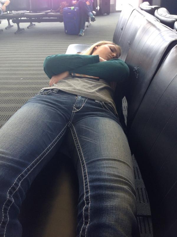 HeidOut's tweet photo. Found a new airport bingo buddy @kalzz89 http://t.co/06K1BneXhF