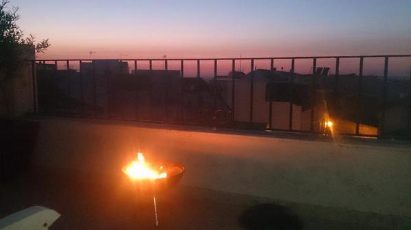 frabemo3's tweet photo. De barbacoa con @transipm @maricarmenhida6 en casa de #pacovideoclu jajjaajajja http://t.co/E6linPiymY