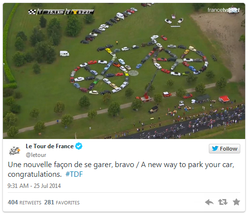 BarrettAll's tweet photo. Tour de France spectators use their cars to make cool bicycle art http://t.co/3WRTLX0BWW #StuffMadeOutOfOtherStuff