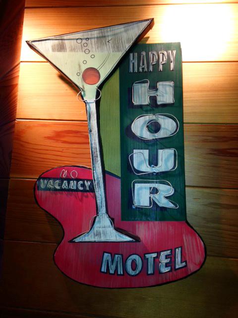 NapaValleyDist's tweet photo. Happy Friday friends! Who has begun the countdown to #happyhour? Where are you going, and what will you be drinking? http://t.co/1bErgyFrws