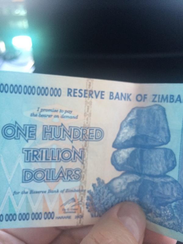 Триллион йен в рублях. One hundred trillion Dollars. One hundred trillion Dollars Zimbabwe. 1 Trillion Dollars. Trillion Dollar coach книга.