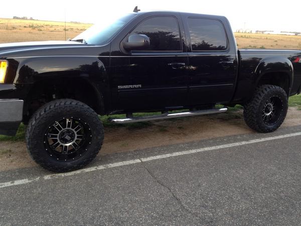 codycrook75's tweet photo. After the makeover @gvratil @JVratil http://t.co/HLLr3PBVxs