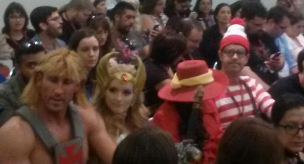 RottenTomatoes's tweet photo. Forget fashion week, #ComicConcon has the real power couples. #SDCC  #SDCC2014 #RTCC http://t.co/5NW4ZJF7RU