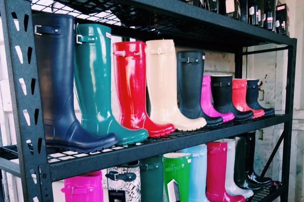 HunterBoots's tweet photo. .@SITG festival goers! Have you visited @THEICONICau presents Hunter tent yet? #splendour2014 http://t.co/MVXydgx8dp