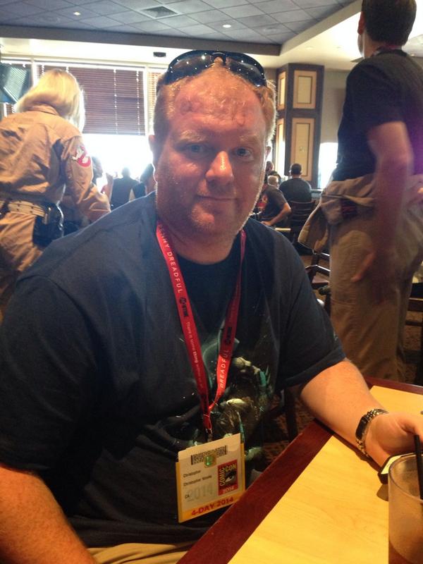DanielaD's tweet photo. Fun at Comic-con includes breaks for beer http://t.co/u8icH21C1Z