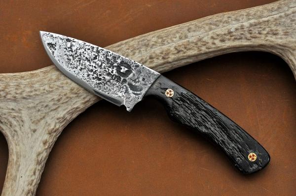 Here's a sneak peak at our new "Big Game Series" This handle is Wildebeest. Whatcha think? #knives #biggame #hunting