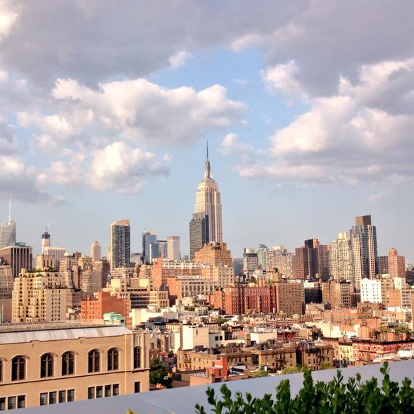 nickastbury's tweet photo. Great view from the @redbullNYC reception for @Arsenal ahead of the big game! #PHDdream Hotel @EverythingNYC http://t.co/ftTj4kCEIc