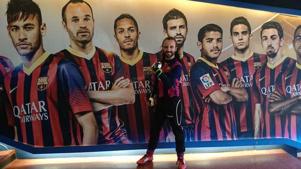 carloschicken's tweet photo. Aquí su servilleta en el Camp Nou de Barcelona!! #LookinsideFCB gracias OLE INTEL http://t.co/Bl9ggNFSly