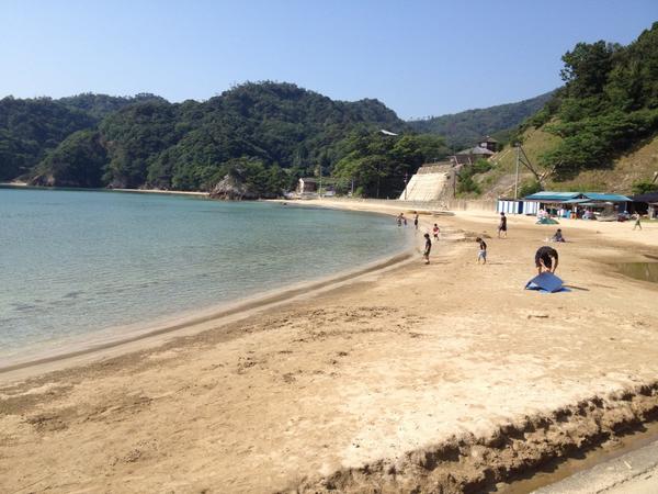 kyoro1430's tweet photo. 初の海キャンプin久美浜。こじんまりとしてほとんど人がいないし、水はきれいだし、プライベートビーチ状態！ http://t.co/3lM6IKUbGM