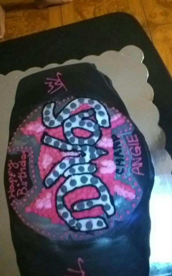 HiRandyOrton's tweet image. Look at my bday cake cool right yea I got it 3 days after my b day but I'm still your furture divas champion
