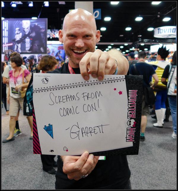 MonsterHigh's tweet photo. Greetings from #SDCC2014!!! We LOVE you all! http://t.co/fGwqN8WCcr