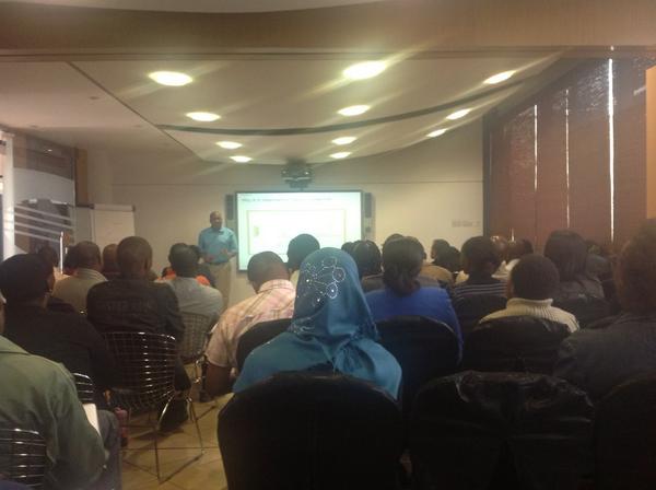 Centonomy's tweet image. #Module7 Class in session with Erastus Sifuma. It's all about investing in shares this morning #Centonomy101