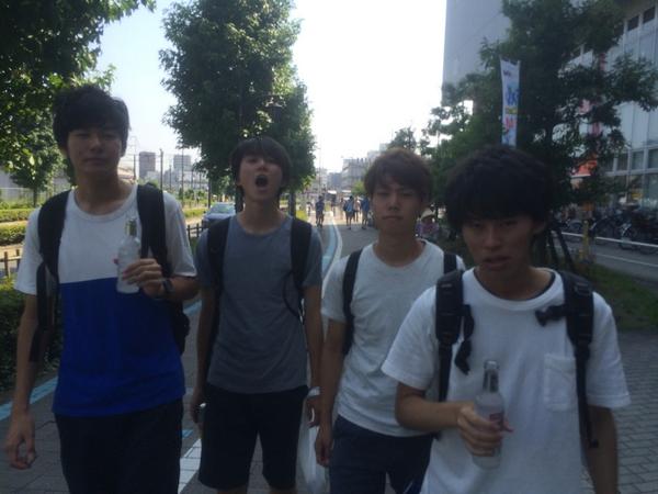 tkjsyl's tweet photo. これから隅田川花火大会を見ます！女の子はこれから来ます！ http://t.co/94xvGMcZRr