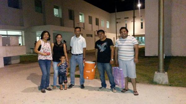 JRMSolidaridad's tweet image. Hoy dormiremos con nuestros ♡♡♡♡♡♡♡ llenos de paz y alegría después de ver tanta gratitud en la gente. #Bendiciones.