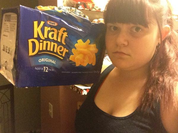 boobjoo's tweet photo. @kraftdinner #letyourfunout http://t.co/A0SLQ249wf
