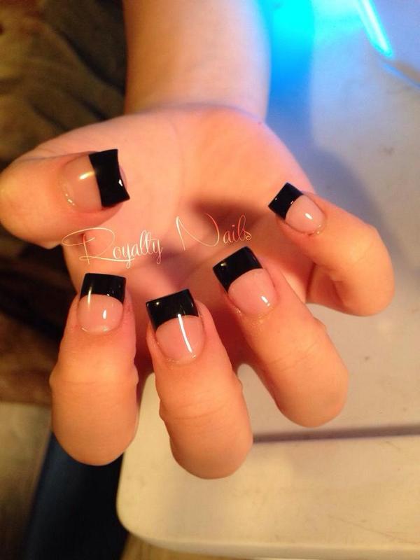 KingOfNail's tweet photo. Late night session. Black tips 💋 http://t.co/Si7giLbdI1
