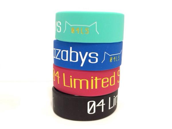 グッズ紹介！その②】 👉Tシャツ ￥2500 👉ラグラン ￥2800 👉缶バッジ