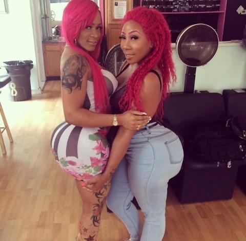 BtcI4h8CAAEmLlL.jpg:large