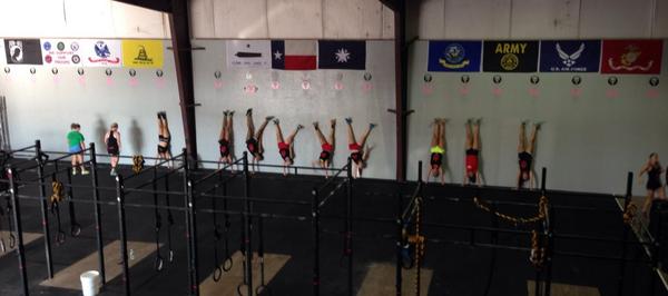 LadyCoyote_VB's tweet image. Great 6wks @CrossFitWF thanks to our great coaches! @pammy8383 #workwillwin #itwillpayoff