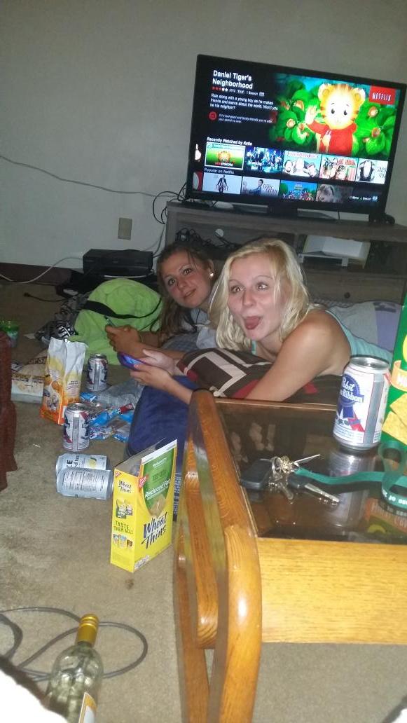kaytijane's tweet photo. Lamersons 
@kboyats 
@abbytilts http://t.co/Hr7VHDucRG