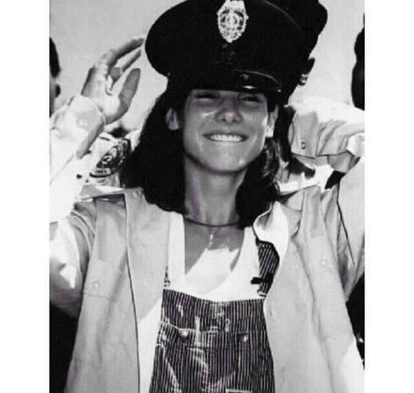 ashtonsgenn's tweet image. Happy birthday to my bae. She's beautiful and so talented, i love her so much #Happy50thSandraBullock ❤️❤️